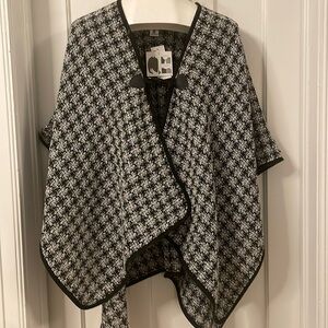 Jessica McClintock Shawl